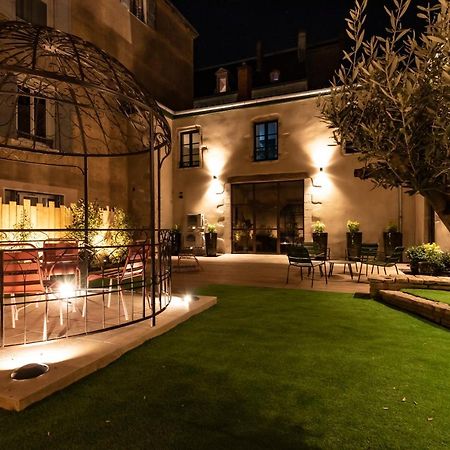 Le Cosy Chic . Proche Gare . Centre-Ville Macon . Neuf . Climatisation . Design . Wifi . Buitenkant foto