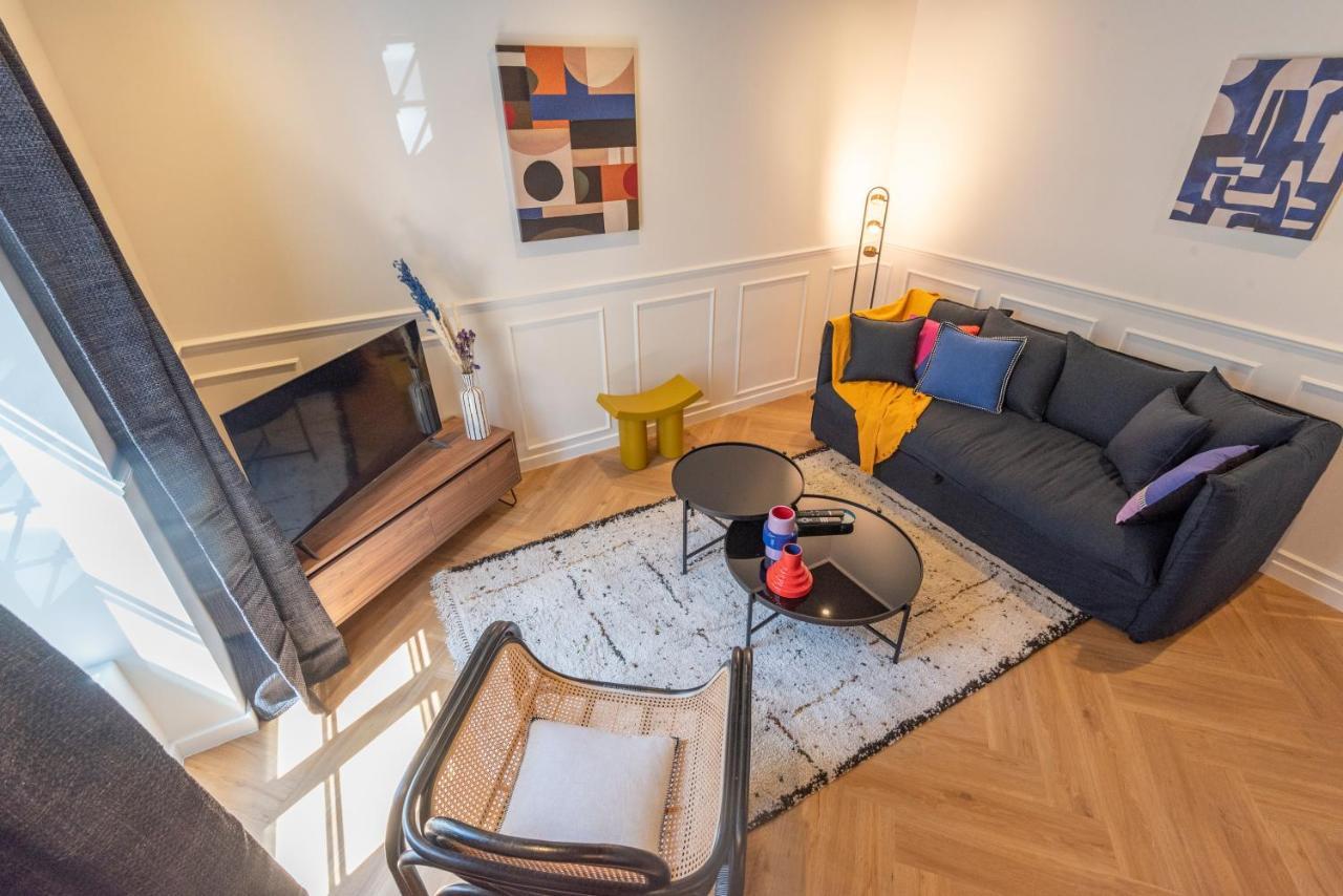 Le Cosy Chic . Proche Gare . Centre-Ville Macon . Neuf . Climatisation . Design . Wifi . Buitenkant foto